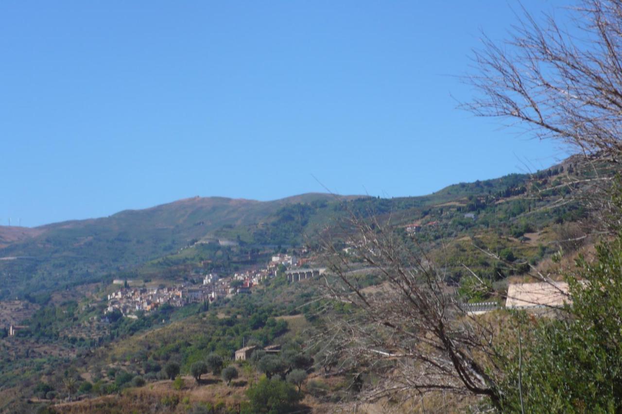 Contrada Carmine Bed & Breakfast Reitano  Exterior photo